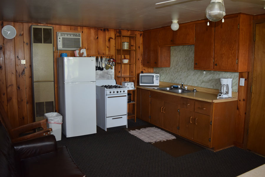 cabin 10 kitchen